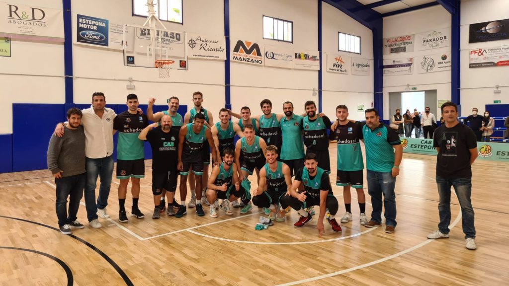 El CAB Estepona se abona a los finales ajustados y las victorias sufridas (71-67) El CAB Estepona se abona a los finales ajustados y las victorias sufridas (71-67)