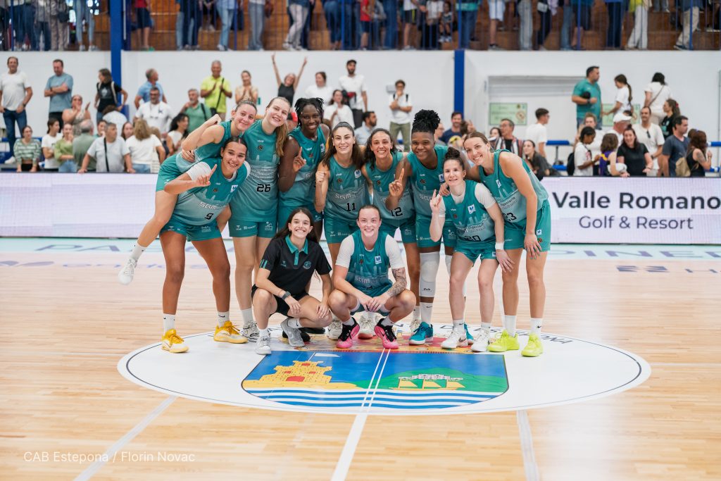 El Ingeniería Ambiental CAB Estepona celebra la vuelta al Pineda con su primera victoria