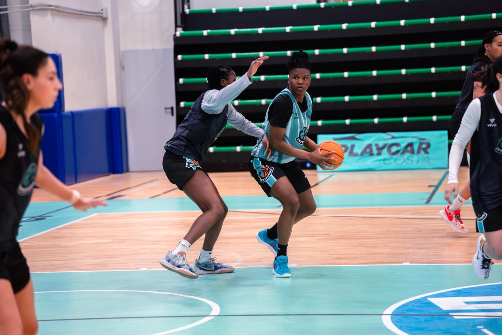 IDK Euskotren, una nueva final en el Pineda para Ingeniería Ambiental CAB Estepona